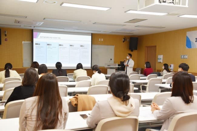 (보도자료) 성남시의료원, 2022년 공공의료정책연구 결과공유회 개최.jpg