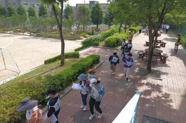 0522 경기도융합과학교육원, ‘자연관찰탐구대회’ 3년 만에 다시 야외에서 진행(사진 1).jpg