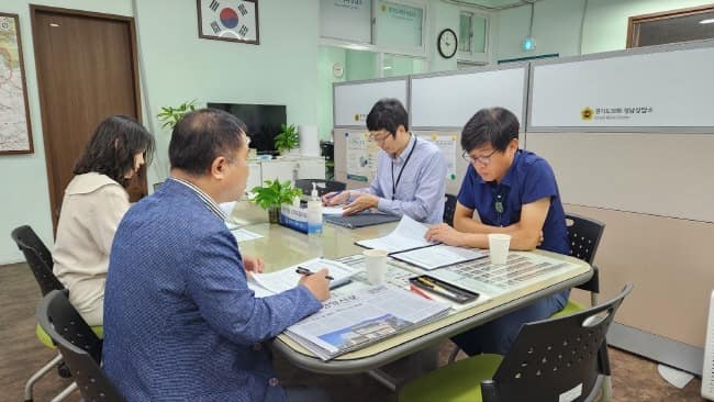 230824 국중범 의원, 성남제일초 그린스마트스쿨 사업 현안보고 및 의견청취 시간 가져 (1).jpg