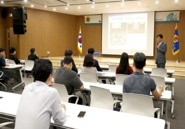 230905 경기도의회, 국제교류 강화를 위한 '도의원 외교특화 과정' 실시 (1).JPG