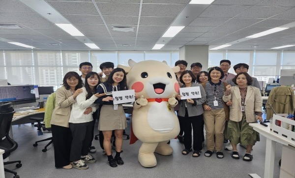 240516 경기도의회, '홍보대사와 함께하는 청렴문화 콘서트' 성황리에 마무리 (4).jpg