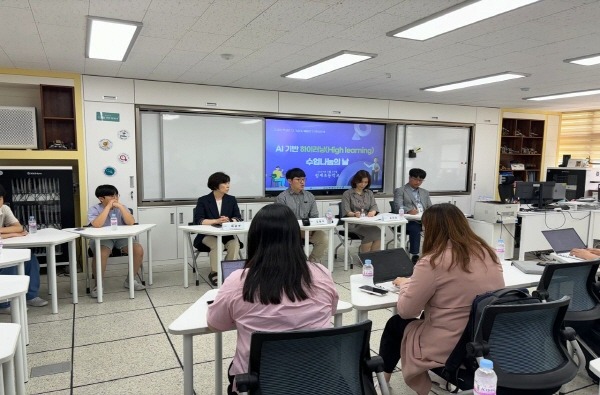 240523_하이러닝_중심의_디지털_기반_교육_학생과_교사_주도적으로_배움의_주인공_되며_성장(사진2).jpg